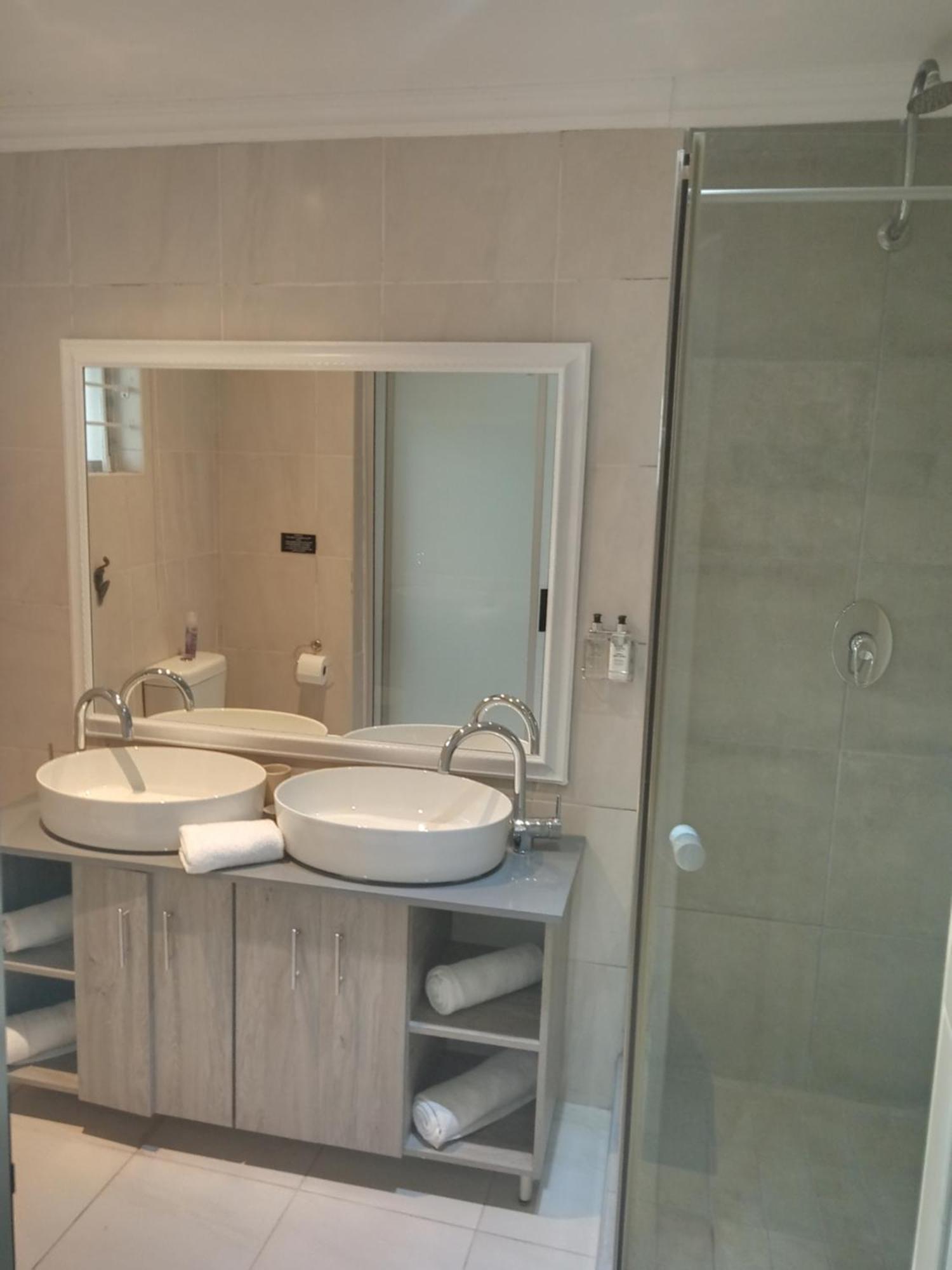שלי ביץ' Tropical Beach Boutique Guesthouse מראה חיצוני תמונה